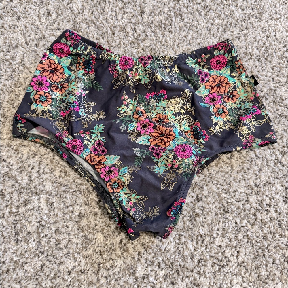 Cleo the Hurricane Gold Foil Floral High Waist Bottoms - S